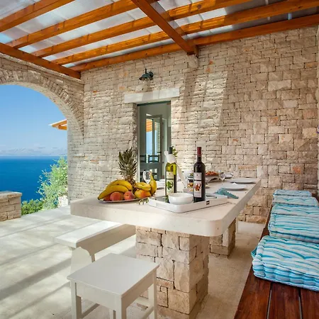 Vila Stone Village *
